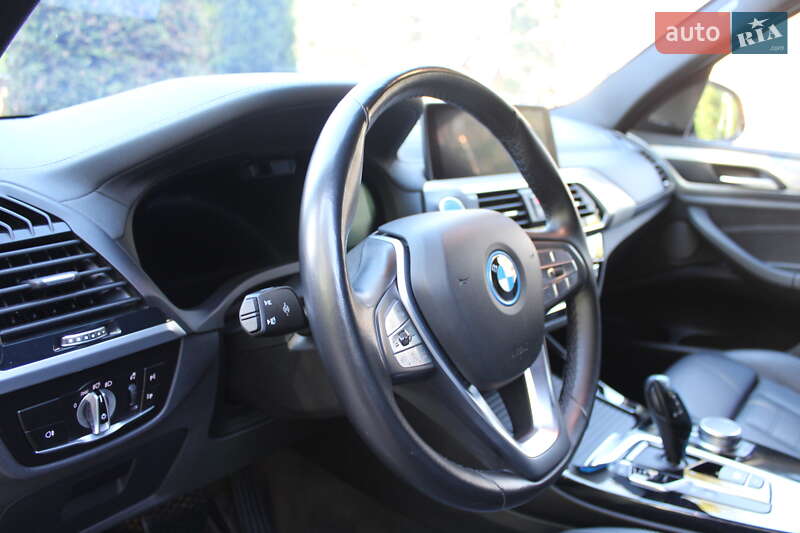 Внедорожник / Кроссовер BMW iX3 2021 в Трускавце