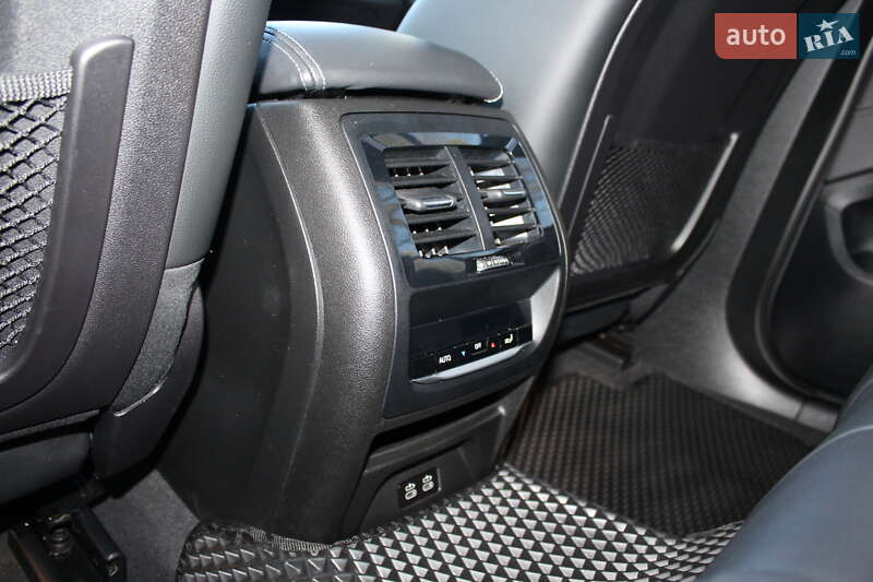 Внедорожник / Кроссовер BMW iX3 2021 в Трускавце