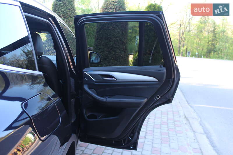 Внедорожник / Кроссовер BMW iX3 2021 в Трускавце