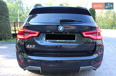 Внедорожник / Кроссовер BMW iX3 2021 в 
