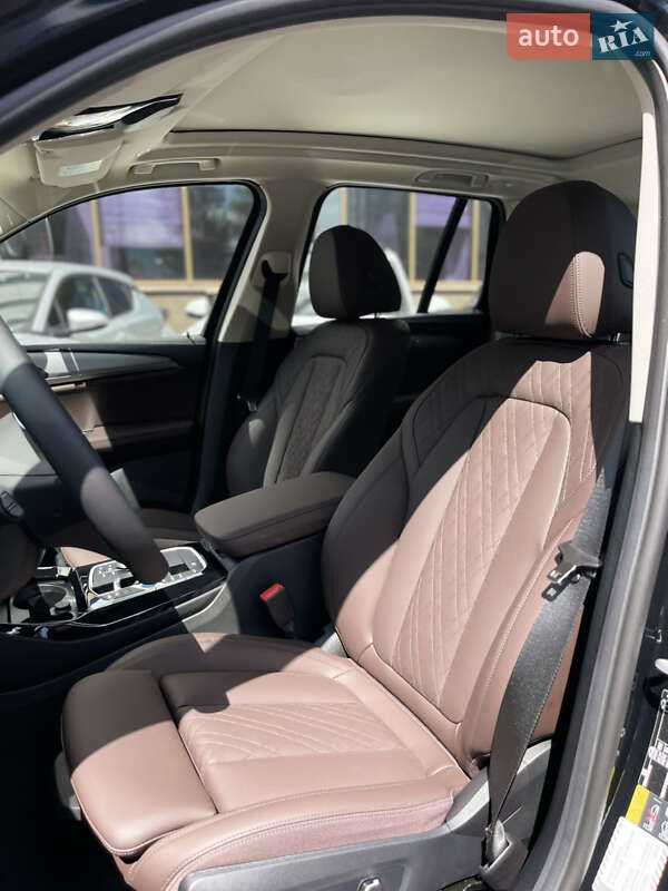 Позашляховик / Кросовер BMW iX3 2025 в Києві