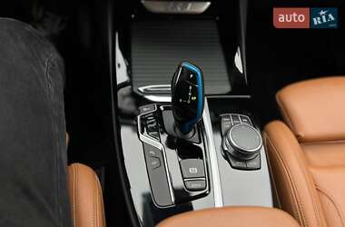 Внедорожник / Кроссовер BMW iX3 2021 в 