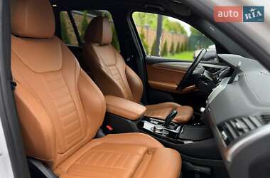 Внедорожник / Кроссовер BMW iX3 2021 в 