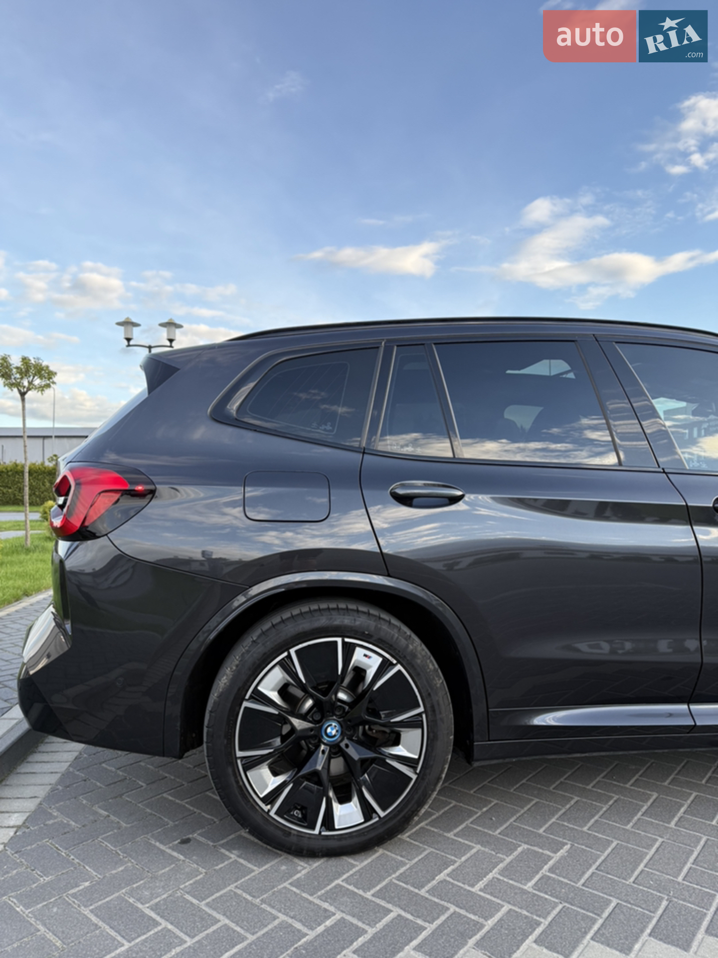 2022 BMW iX3 - мініатюра 6