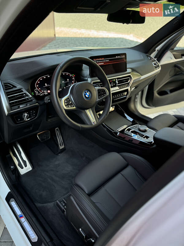 Позашляховик / Кросовер BMW iX3 2024 в Києві