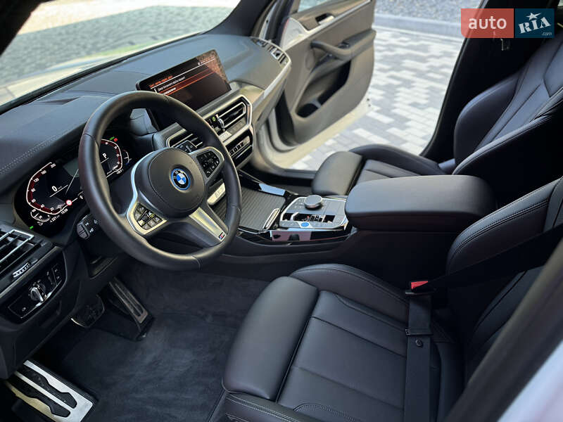 Позашляховик / Кросовер BMW iX3 2024 в Києві