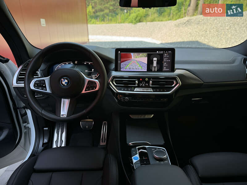 Позашляховик / Кросовер BMW iX3 2024 в Києві
