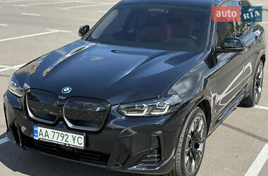 Внедорожник / Кроссовер BMW iX3 2024 в Киеве