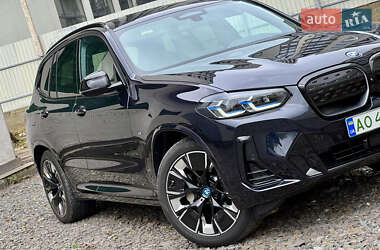 Внедорожник / Кроссовер BMW iX3 2023 в 