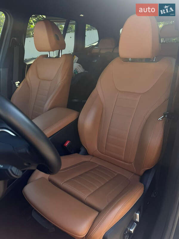 Внедорожник / Кроссовер BMW iX3 2021 в Львове