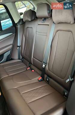 Внедорожник / Кроссовер BMW iX3 2023 в 