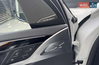 Внедорожник / Кроссовер BMW iX3 2023 в 