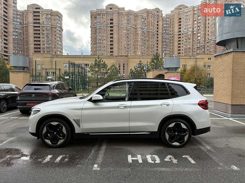 Позашляховик / Кросовер BMW iX3 2021 в Києві