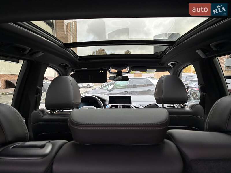 Позашляховик / Кросовер BMW iX3 2021 в Києві