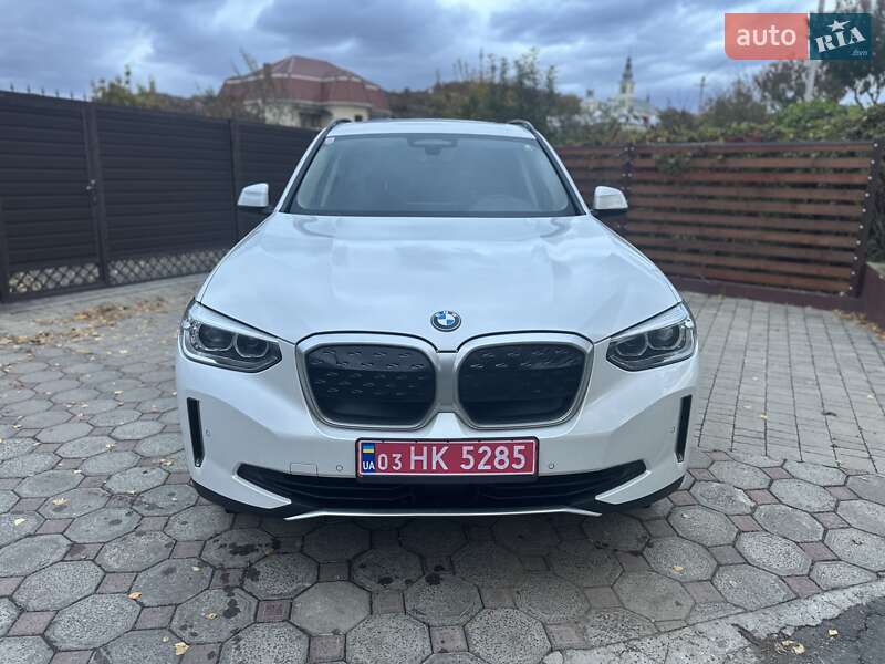Внедорожник / Кроссовер BMW iX3 2021 в Мукачево