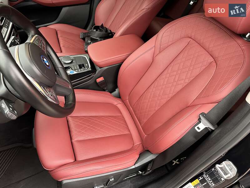 Внедорожник / Кроссовер BMW iX3 2023 в Одессе фото 12 Внедорожник / Кроссовер BMW iX3 2023 в Одессе