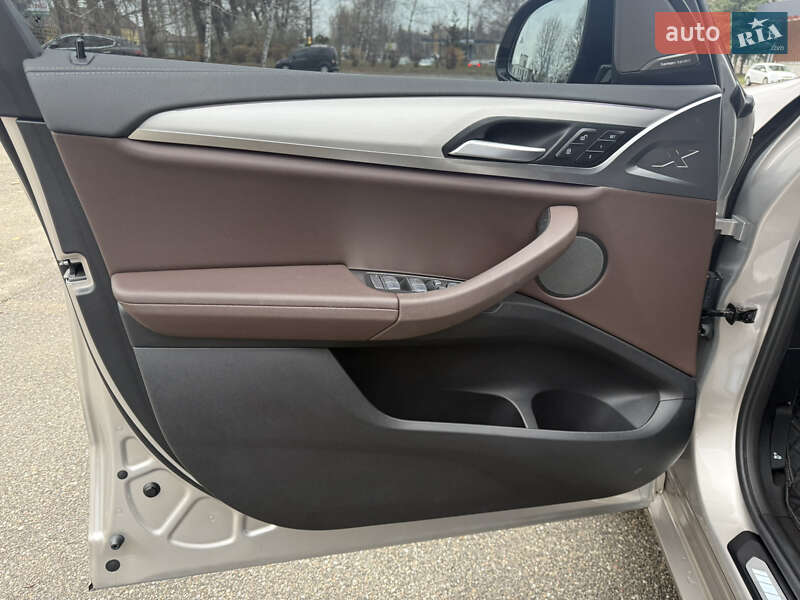 Внедорожник / Кроссовер BMW iX3 2023 в Киеве фото 8 Внедорожник / Кроссовер BMW iX3 2023 в Киеве