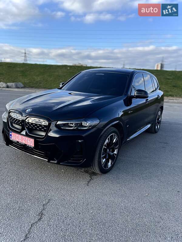 Внедорожник / Кроссовер BMW iX3 2023 в Днепре