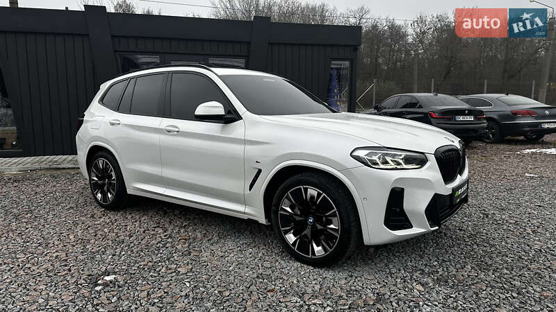 Внедорожник / Кроссовер BMW iX3 2022 в Львове