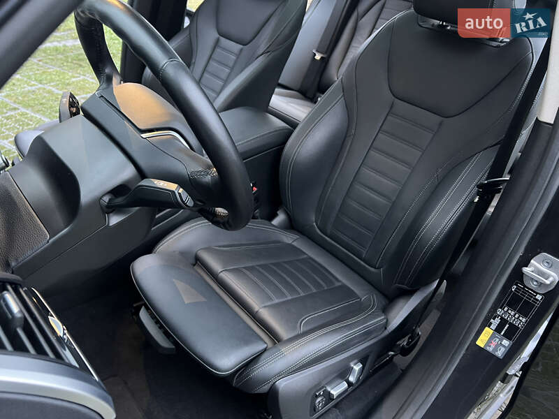 Внедорожник / Кроссовер BMW iX3 2021 в Киеве