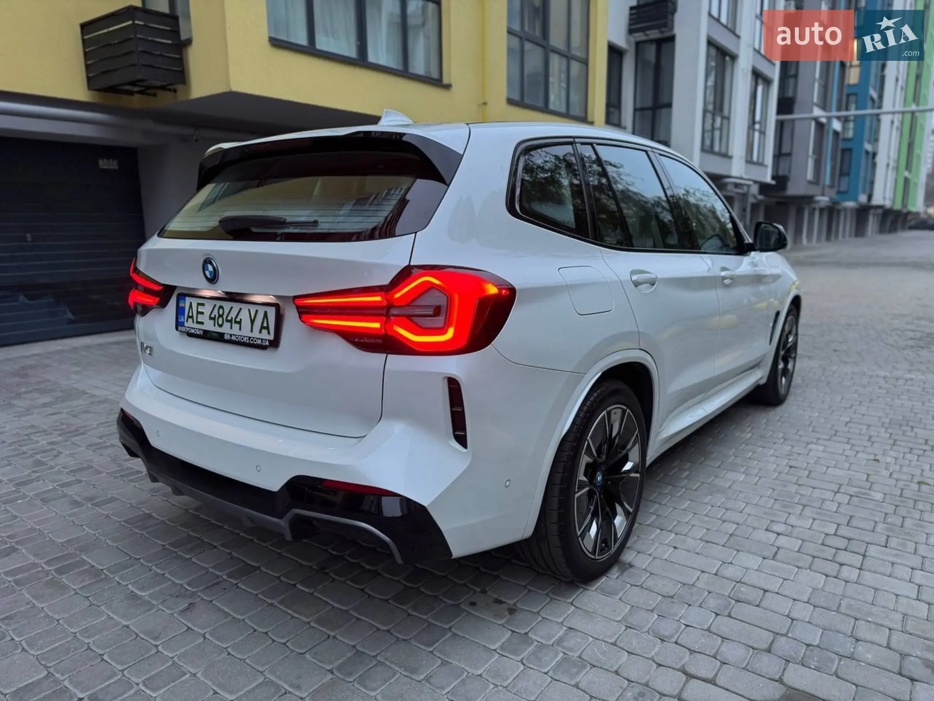 2023 BMW iX3 - мініатюра 13
