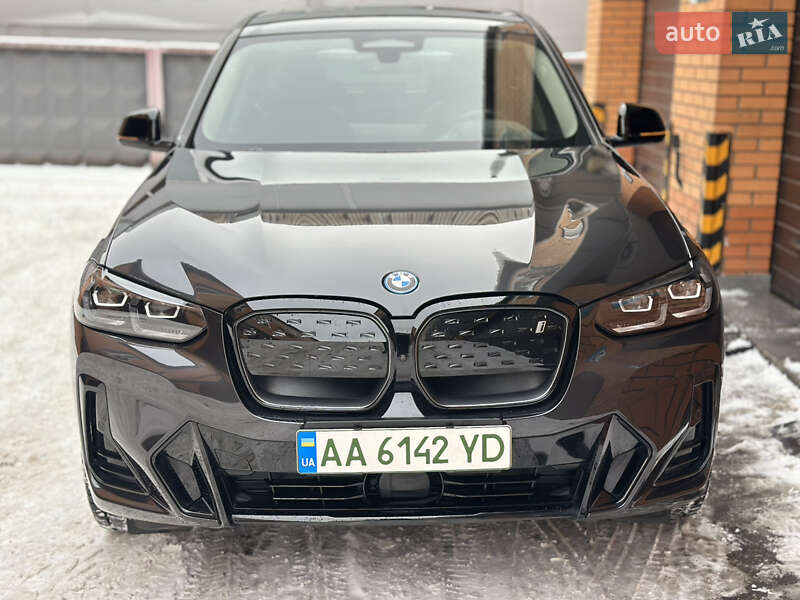 Внедорожник / Кроссовер BMW iX3 2022 в Киеве
