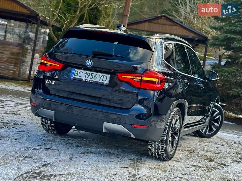 Внедорожник / Кроссовер BMW iX3 2021 в Дрогобыче