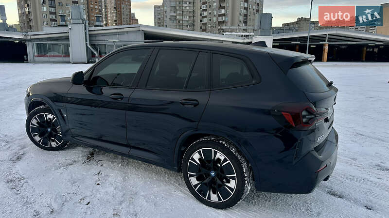 Внедорожник / Кроссовер BMW iX3 2024 в Киеве