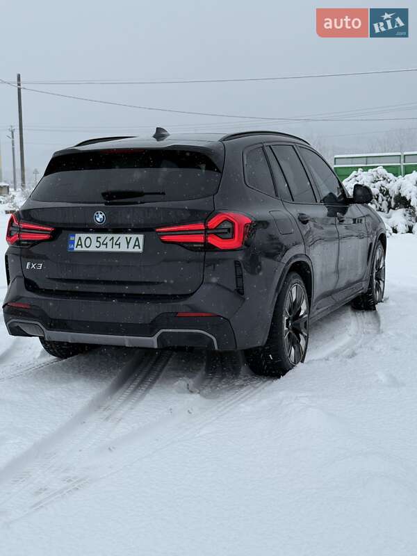 Внедорожник / Кроссовер BMW iX3 2023 в Мукачево
