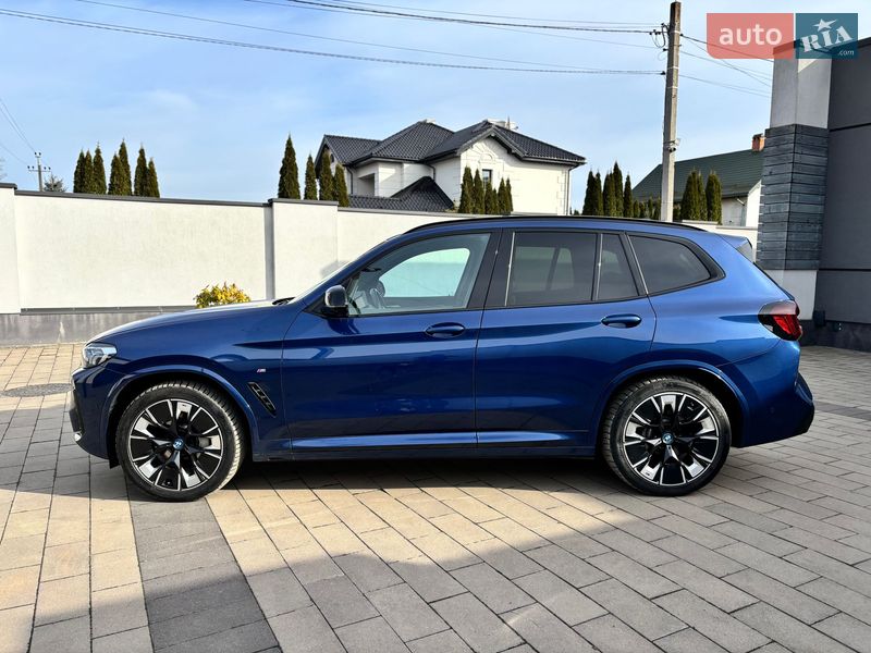 Внедорожник / Кроссовер BMW iX3 2024 в Львове