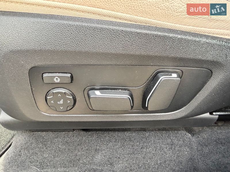 Внедорожник / Кроссовер BMW iX3 2024 в Львове