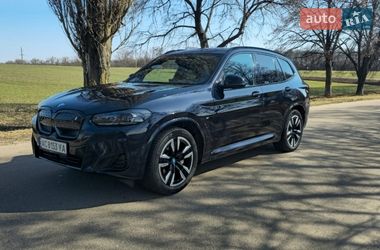 Внедорожник / Кроссовер BMW iX3 2022 в Луцке