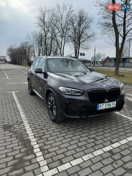 BMW iX3 2023