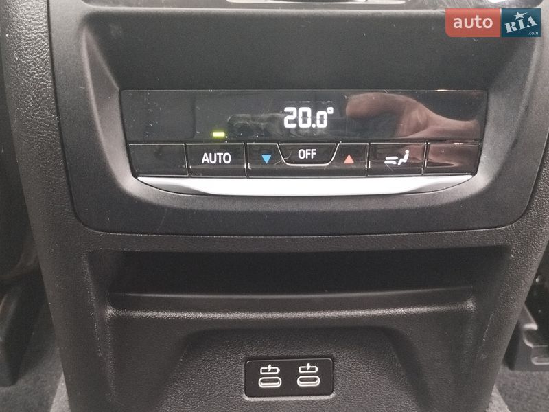 Внедорожник / Кроссовер BMW iX3 2021 в Киеве