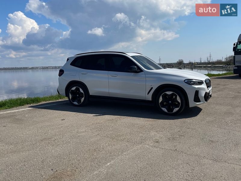 Внедорожник / Кроссовер BMW iX3 2021 в Одессе фото 22 Внедорожник / Кроссовер BMW iX3 2021 в Одессе