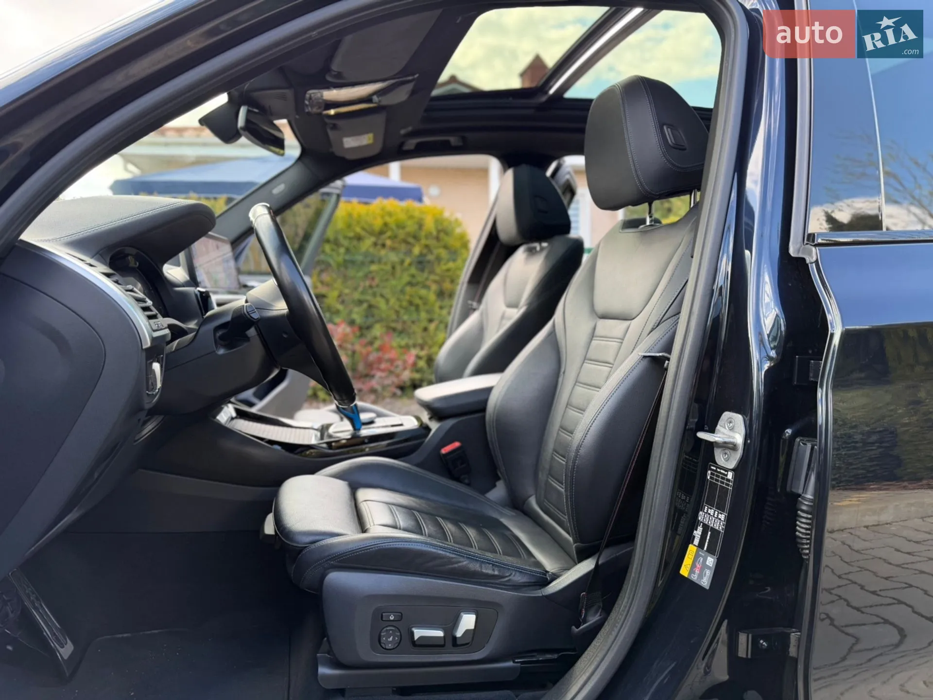 2021 BMW iX3 - мініатюра 51