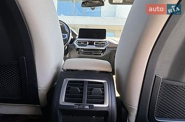 Внедорожник / Кроссовер BMW iX3 2023 в Ужгороде