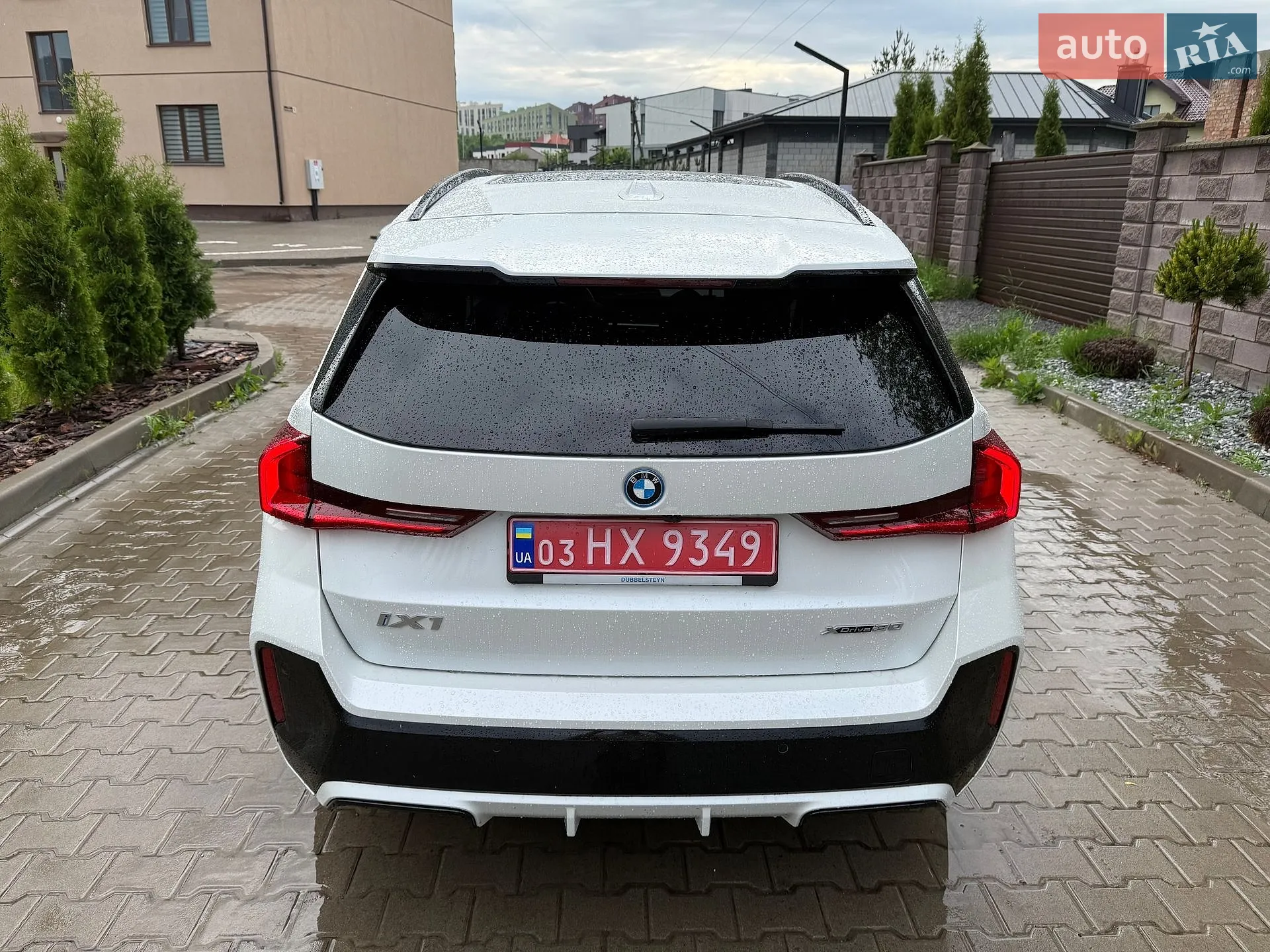 2023 BMW iX1 - мініатюра 8