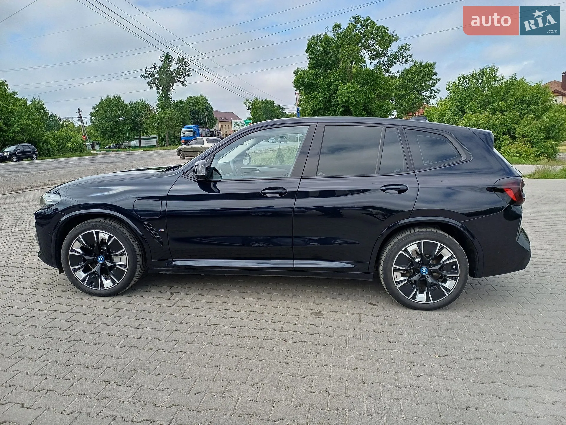 2025 BMW iX3 - мініатюра 8