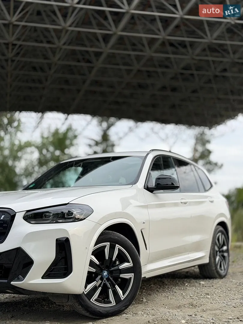 2022 BMW iX3 - мініатюра 5
