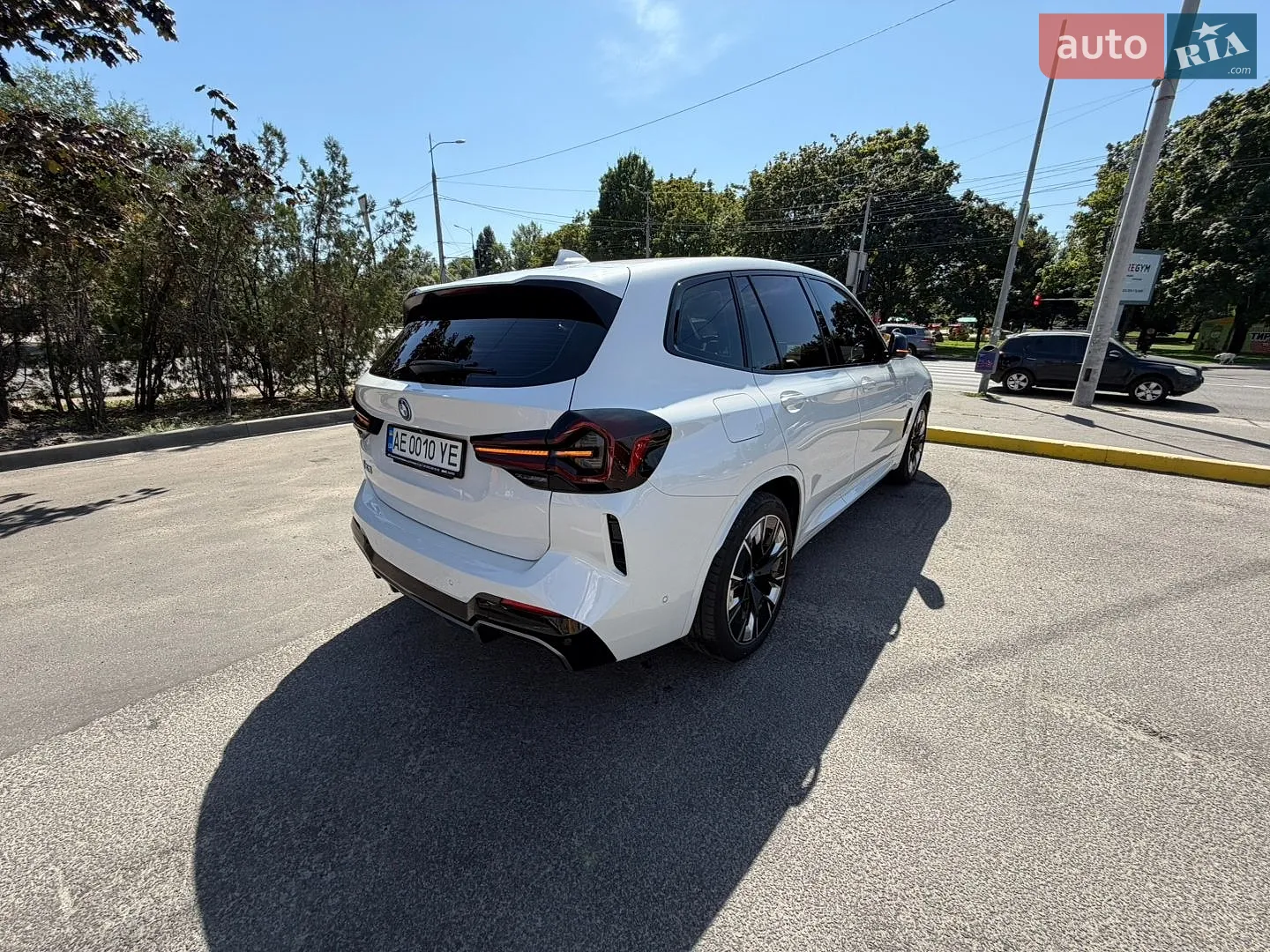 2023 BMW iX3 - мініатюра 4
