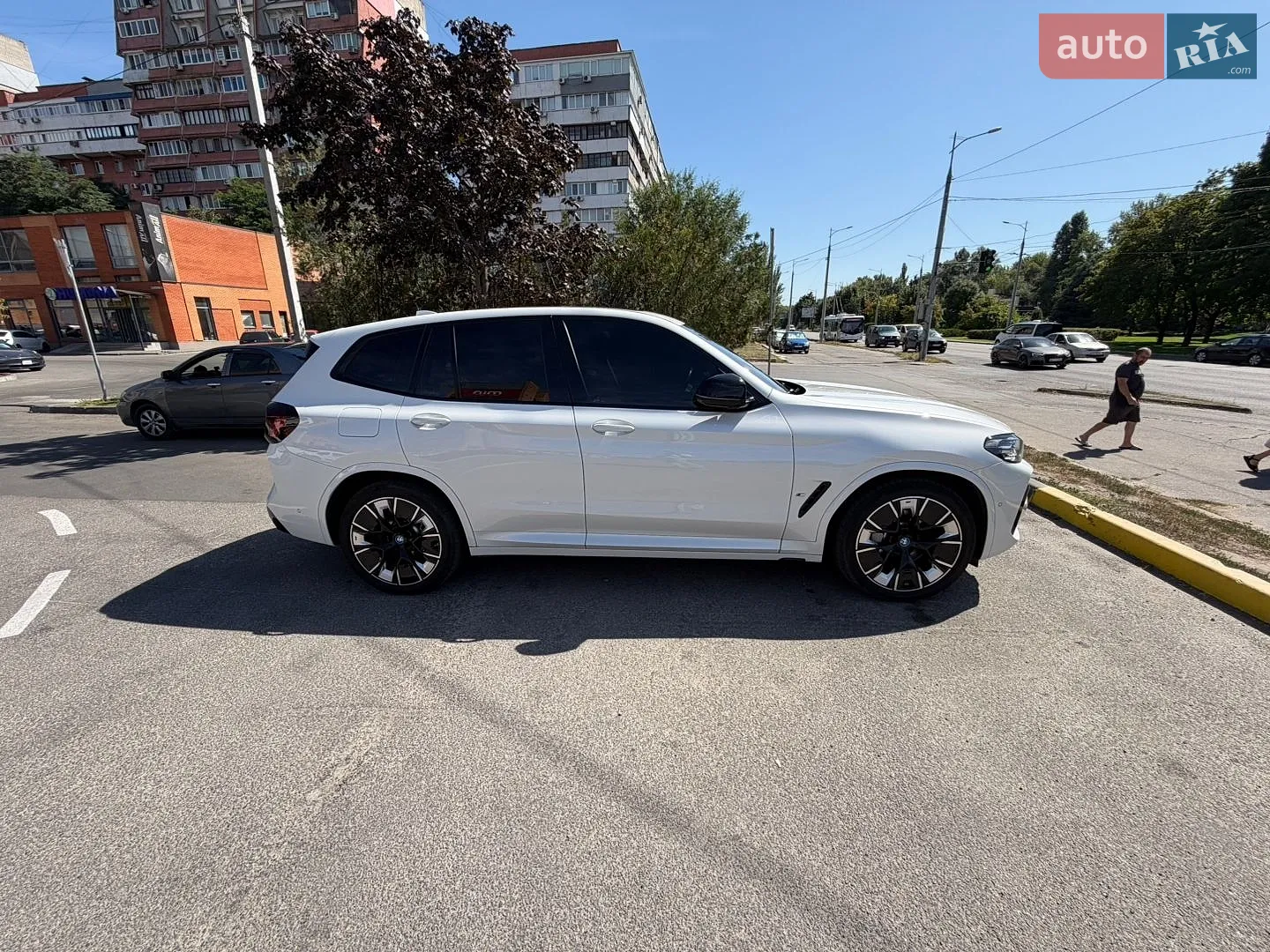 2023 BMW iX3 - мініатюра 3