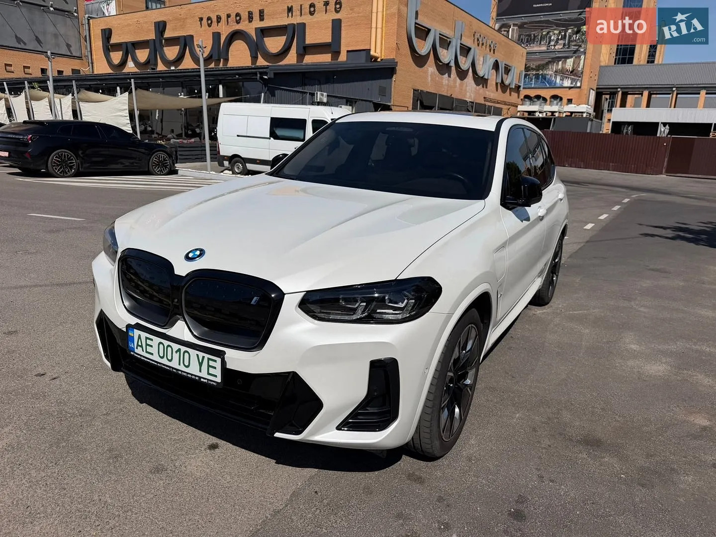 2023 BMW iX3 - мініатюра 2