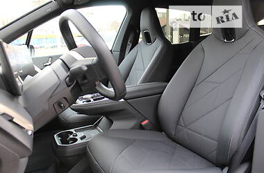 Внедорожник / Кроссовер BMW iX 2021 в 