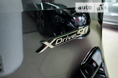 Позашляховик / Кросовер BMW iX 2022 в 