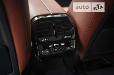 Внедорожник / Кроссовер BMW iX 2022 в 