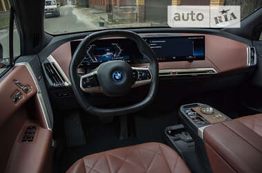 Внедорожник / Кроссовер BMW iX 2022 в 