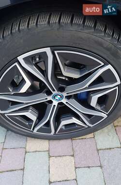 Внедорожник / Кроссовер BMW iX 2022 в Ивано-Франковске