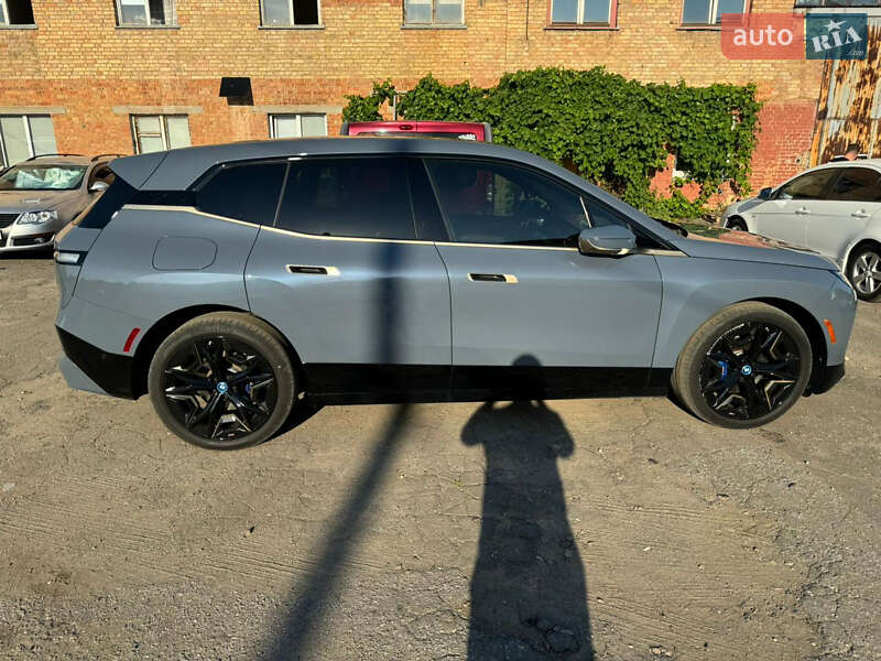 Внедорожник / Кроссовер BMW iX 2022 в Киеве