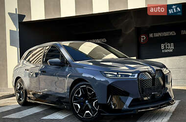 Позашляховик / Кросовер BMW iX 2022 в 